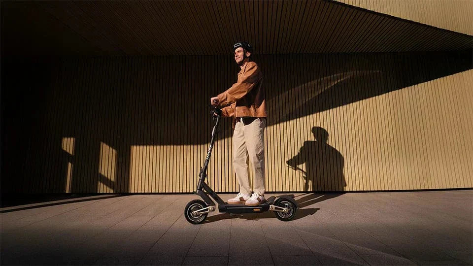 Electric scooter travel