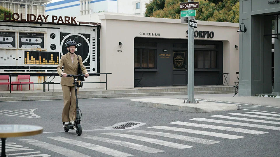 Top 5 Reasons You Should Buy an Electric Scooter