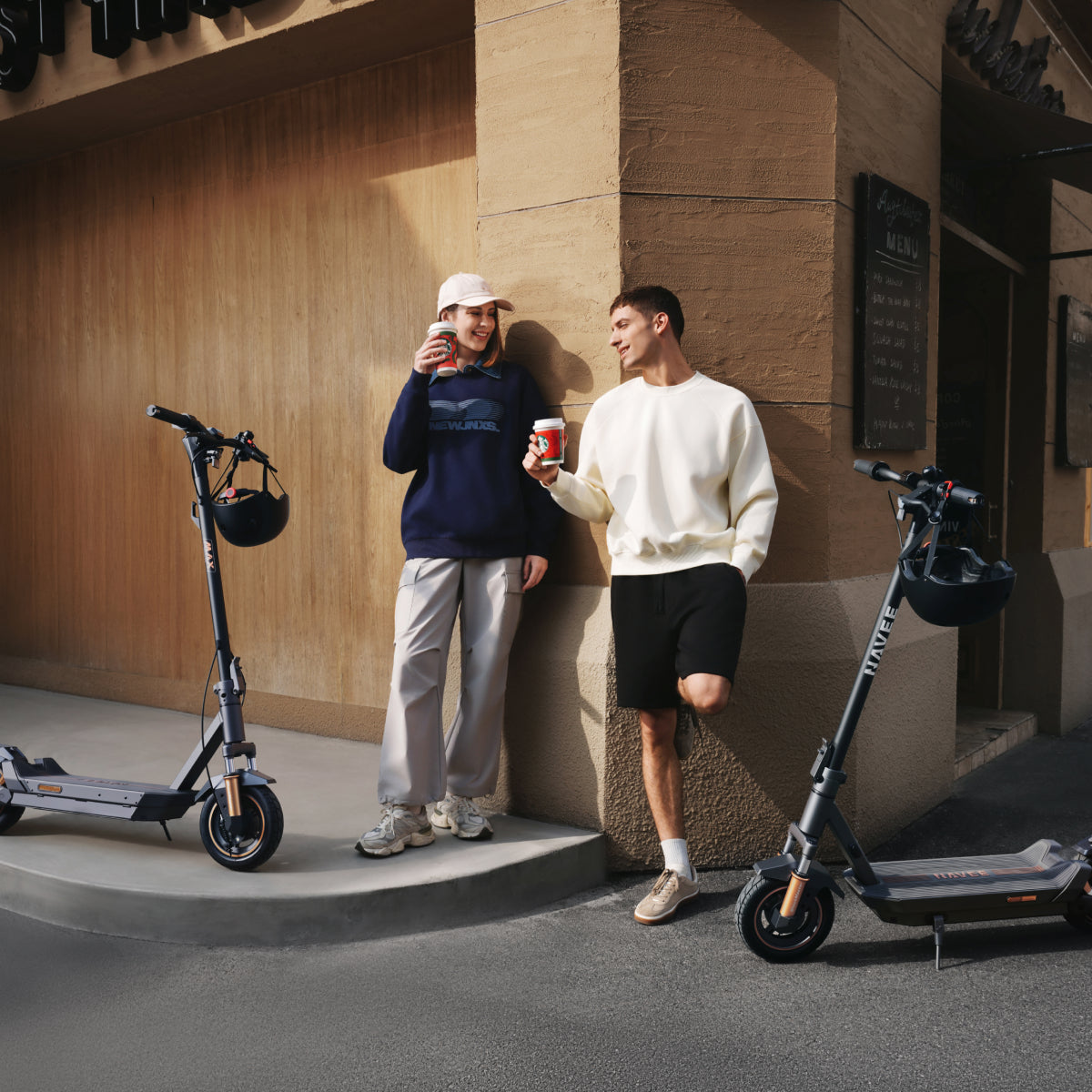 NAVEE GT5 Max | Smart Commuter Scooter with TCS