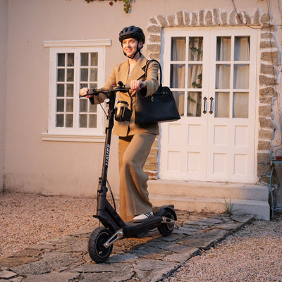 NAVEE ST3 | Smooth City Electric Scooter