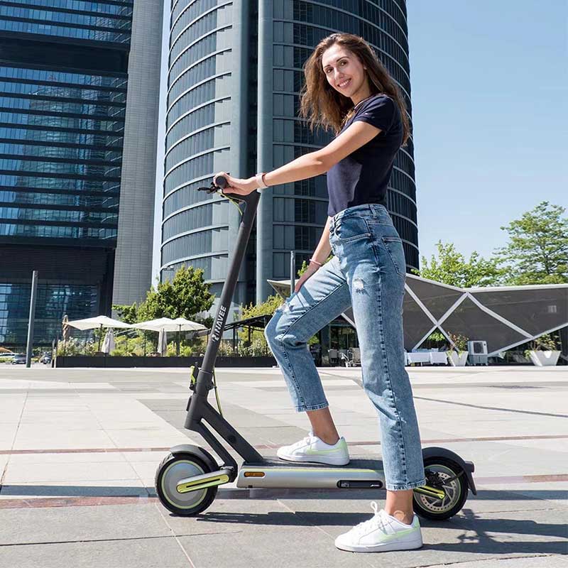 NAVEE Electric Scooter NAVEE Electric Scooter S65
